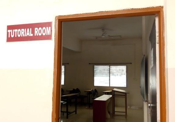 Class Rooms, Seminar Hall and Tutorial Room